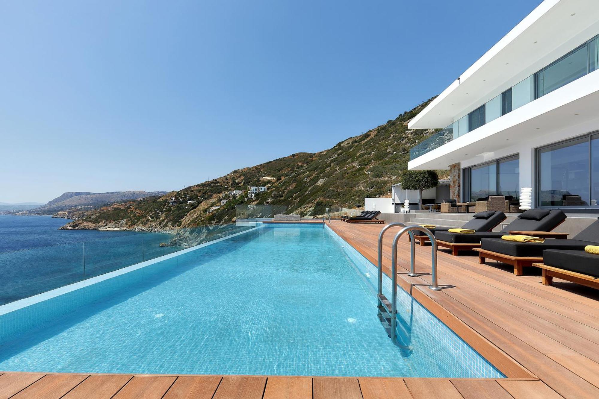 Beachfront Villa In Crete - Epavli Luxury Villa Agia Pelagia Exteriér fotografie